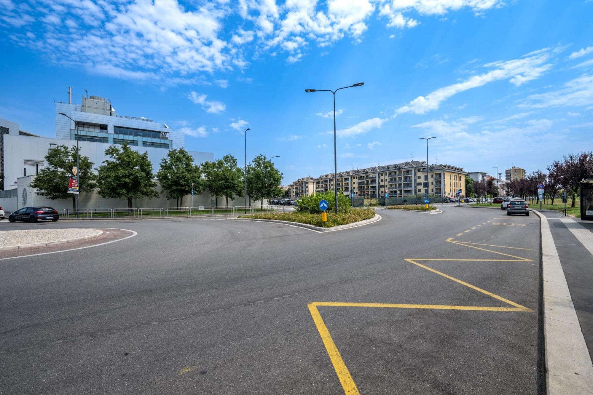 Cozy Suite Rogoredo Apartment Next To The Metro And Train Station Milan Exterior photo