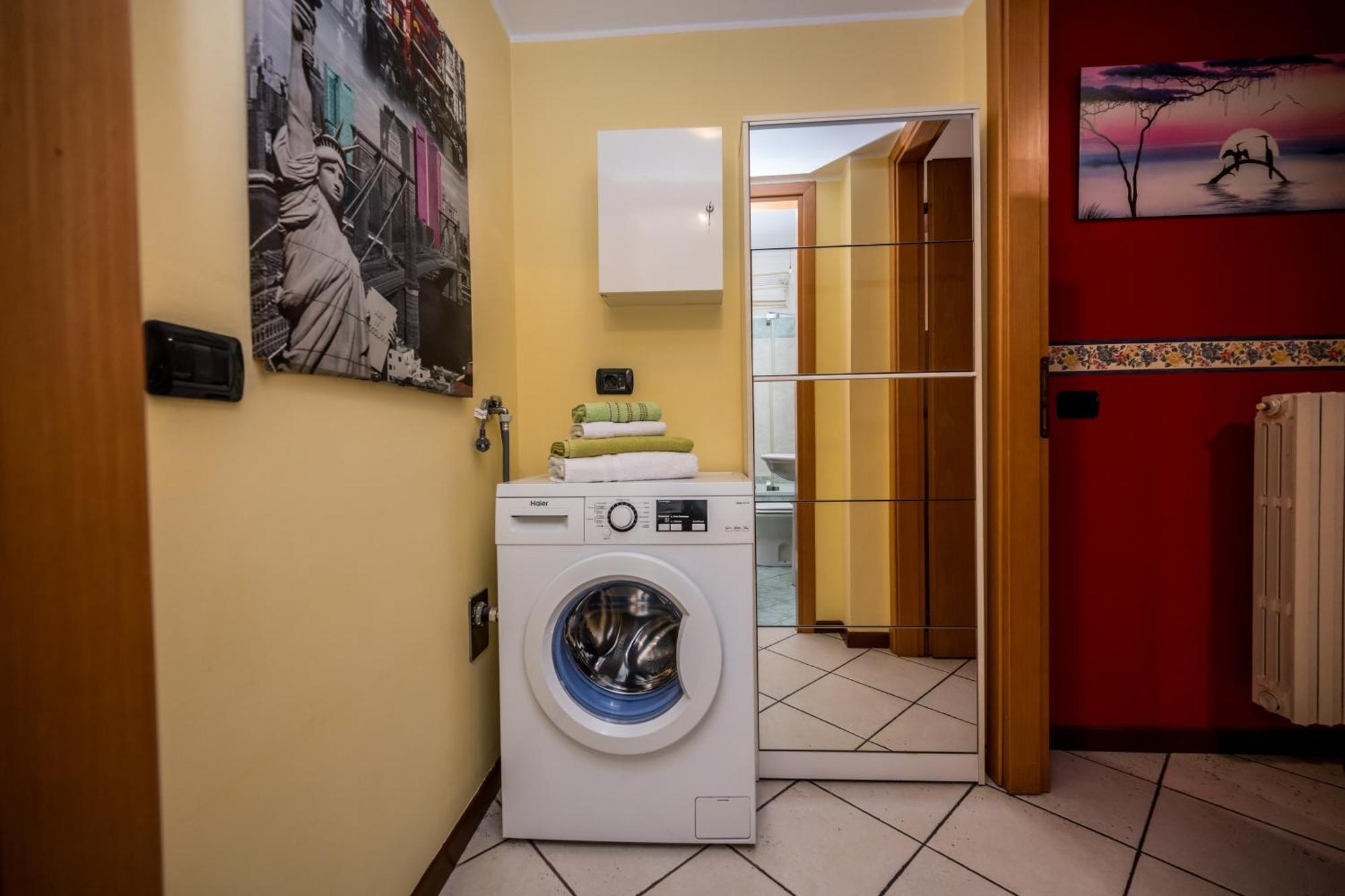 Cozy Suite Rogoredo Apartment Next To The Metro And Train Station Milan Exterior photo