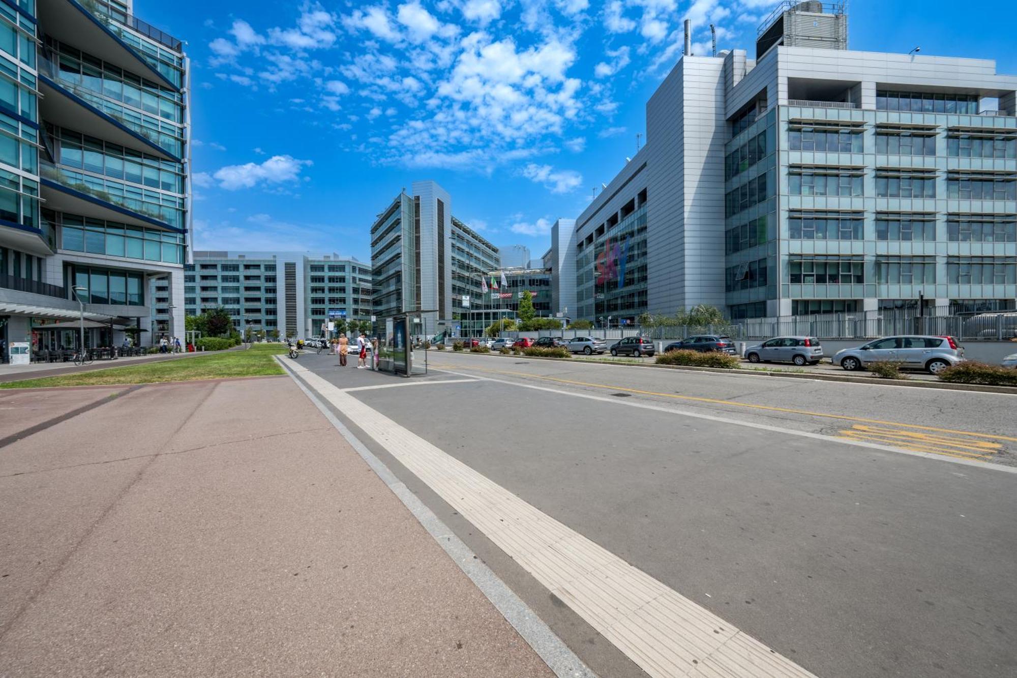 Cozy Suite Rogoredo Apartment Next To The Metro And Train Station Milan Exterior photo